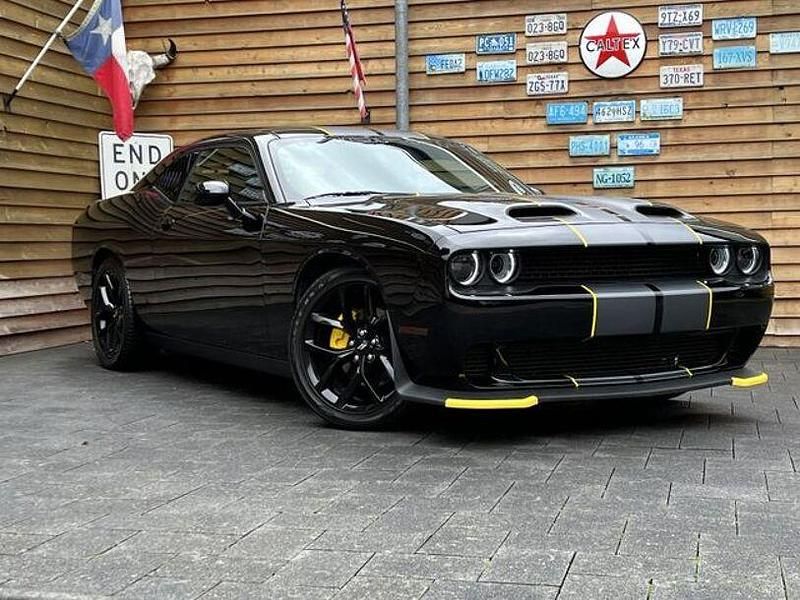 Second-hand Dodge Challenger 381 CP (280 kW) 2021 Negru Coupe