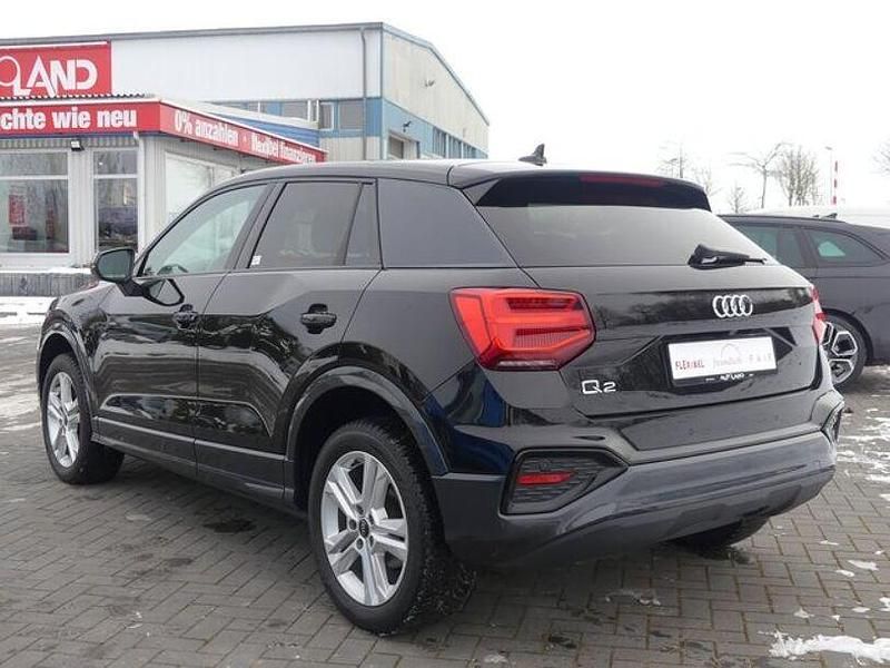 Gebraucht Audi Q2 Comfort 150 PS (110 kW) 2023 Mythosschwarzmet. SUV