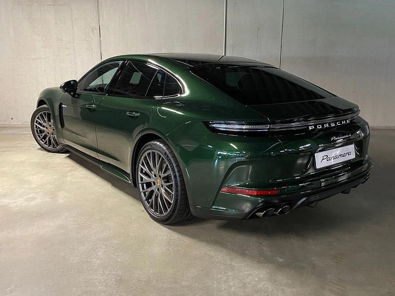 Gebraucht Porsche Panamera 346 PS (254 kW) 2025 Grün Limousine