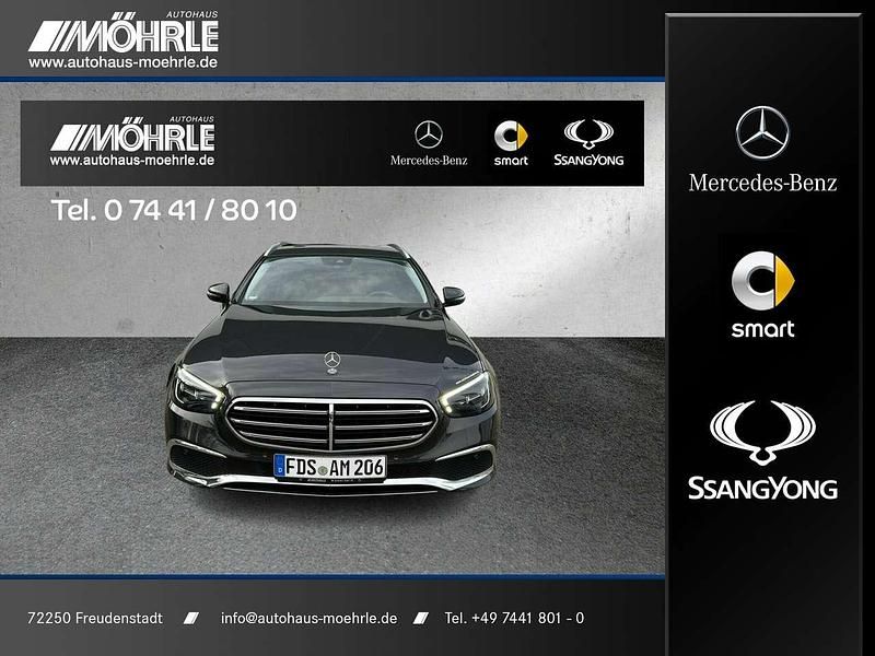 Graphitgrau Gebraucht 2023 Mercedes E200 Avantgarde Kombi | 37.900 € (Fairer Preis) - Bild 1/4