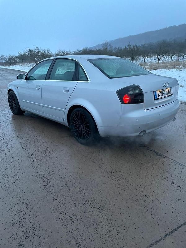 Gebraucht Audi A4 170 PS (125 kW) 2002 Silber Limousine