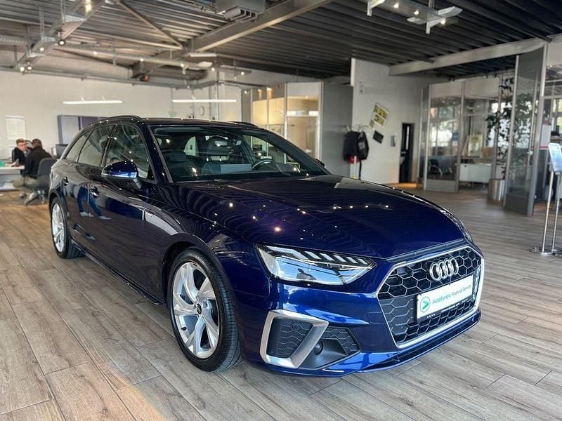 Gebraucht Audi A4 S-Line 150 PS (110 kW) 2022 Blau Kombi