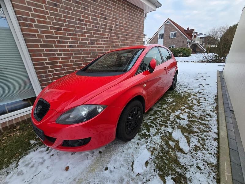 Gebraucht Seat Leon 105 PS (77 kW) 2008 Rot Limousine