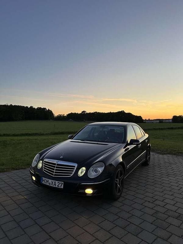 Gebraucht 2008 Mercedes E320 Avantgarde Limousine | 7.000 € - Bild 1/4