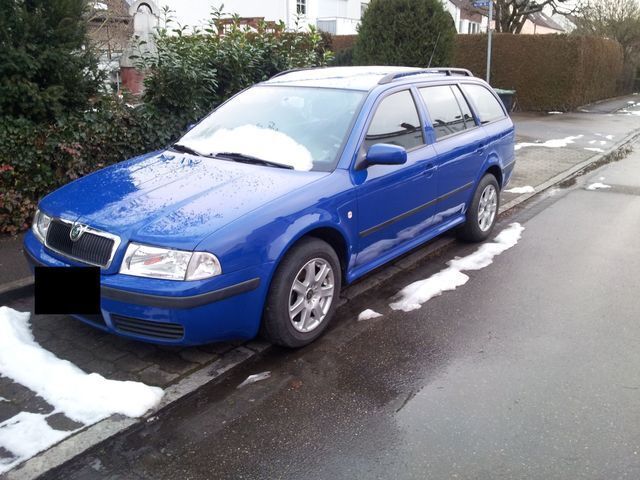 Blau Gebraucht 2005 Skoda Octavia Tour Kombi | 5.000 € (Teuer) - Bild 1/1