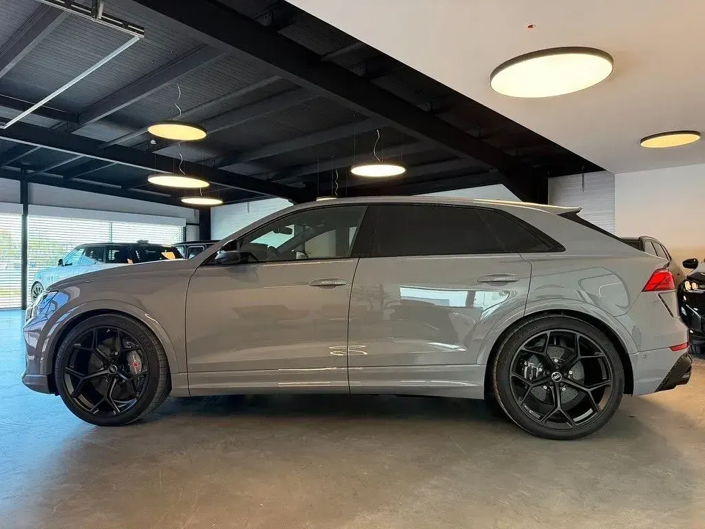 Neu Audi RS Q8 Performance 640 PS (470 kW) 2026 Grau SUV