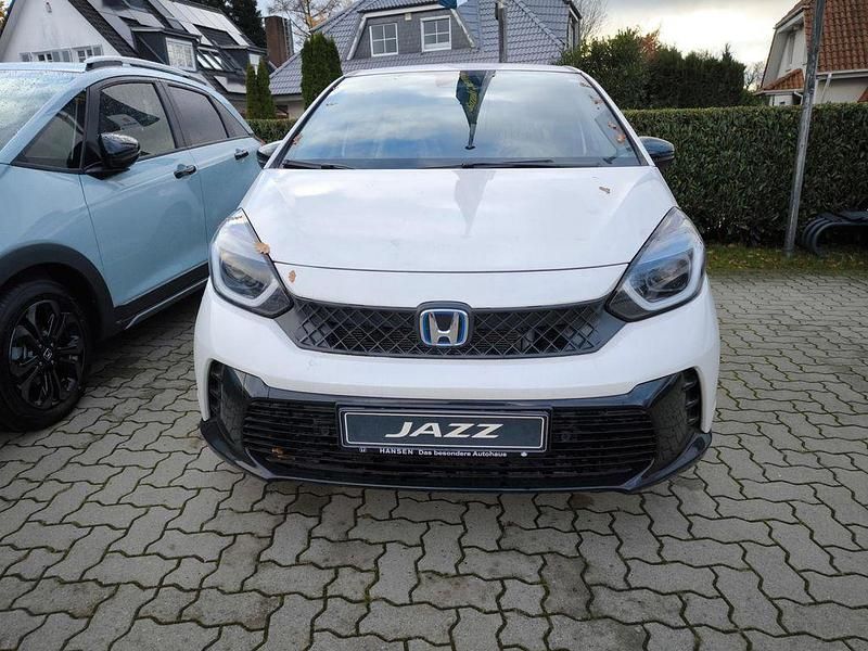 Neu Honda Jazz Elegance 107 PS (78 kW) 2025 Premium sunlight white Kleinwagen
