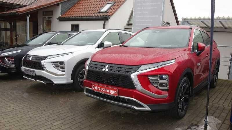 Gebraucht Mitsubishi Eclipse Cross 188 PS (138 kW) 2022 Rot SUV