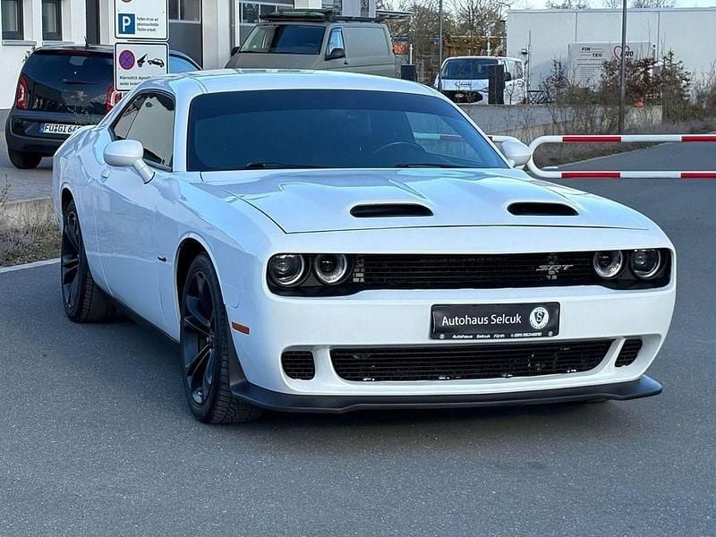 Second-hand Dodge Challenger 377 CP (277 kW) 2022 Alb Coupe