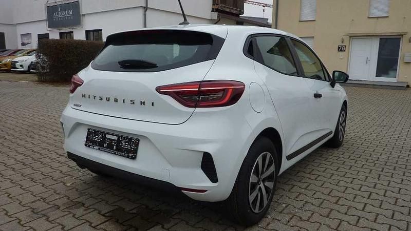 Neu Mitsubishi Colt 67 PS (49 kW) 2025 Weiß Kleinwagen