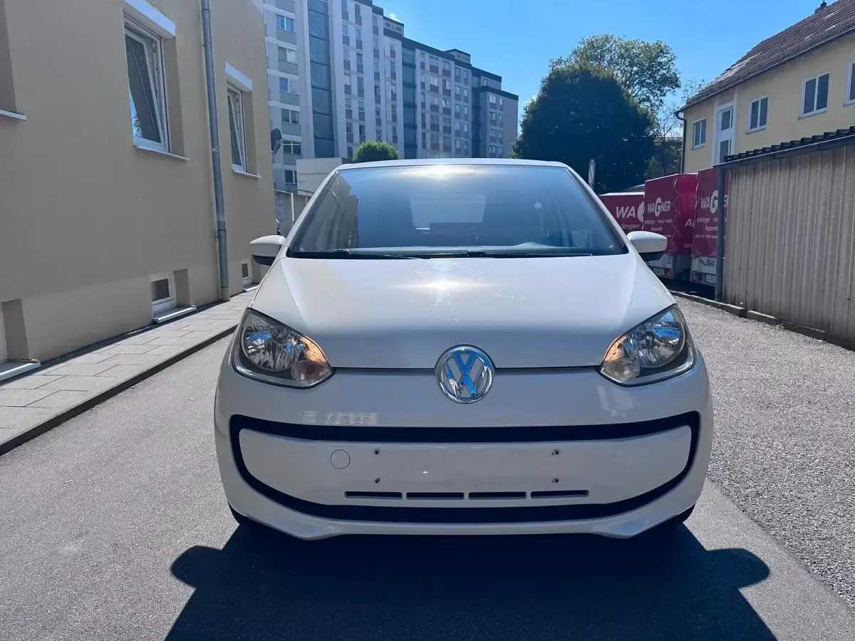 Second-hand VW up! 75 CP (55 kW) 2013 Alb Hatchback