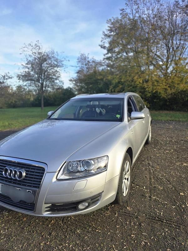 Silber Gebraucht 2006 Audi A6 Kombi | 3.500 € (Fairer Preis) - Bild 1/4