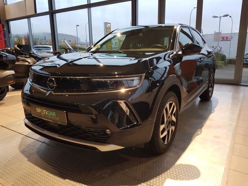 Grau Gebraucht 2023 Opel Mokka SUV | 25.980 € (Etwas zu teuer) - Bild 1/4