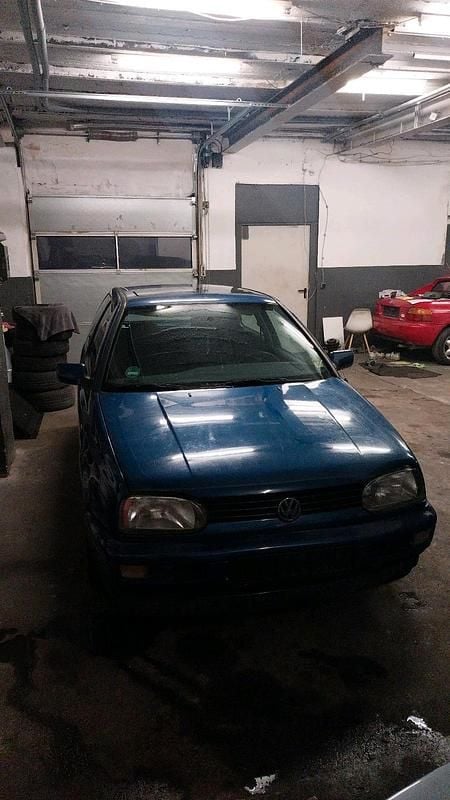Gebraucht VW Golf III 75 PS (55 kW) 1997 Blau Kleinwagen