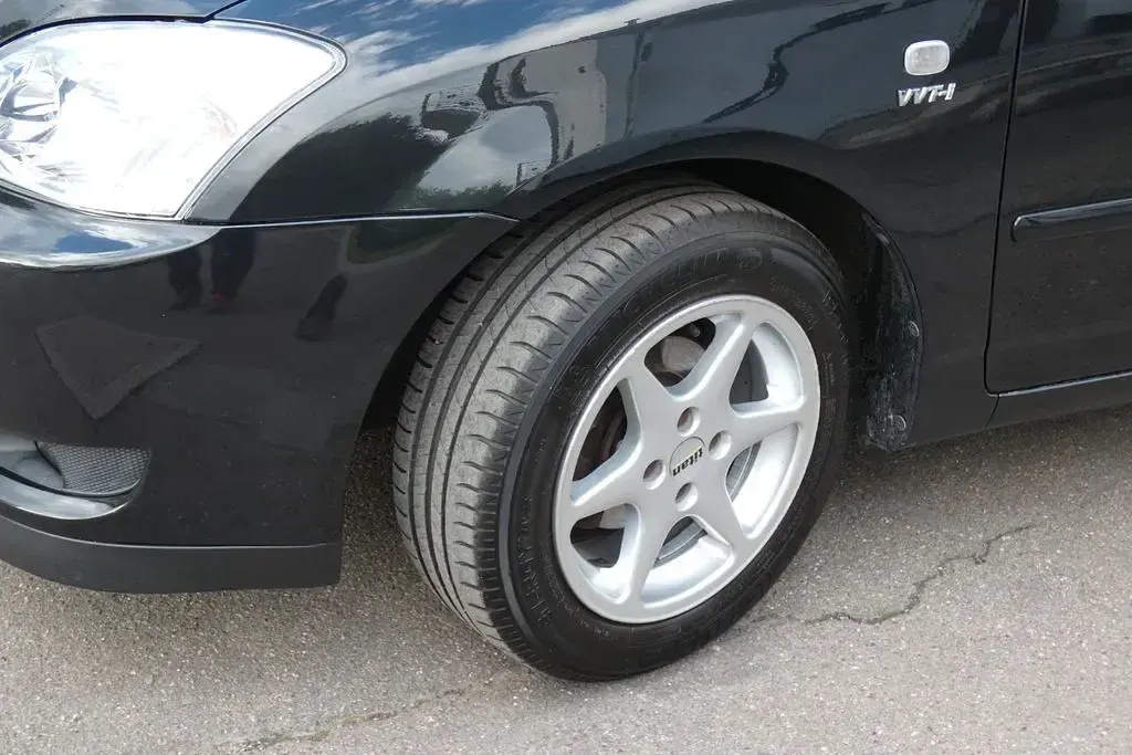 Gebraucht Toyota Corolla Sol 97 PS (71 kW) 2003 Schwarz Limousine