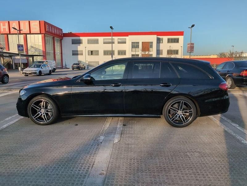 Gebraucht Mercedes E43 AMG AMG 401 PS (294 kW) 2018 Schwarz Limousine