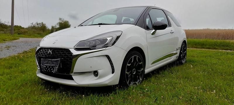 Weiß Gebraucht 2016 DS Automobiles DS3 So Chic | 11.200 € (Fairer Preis) - Bild 1/4