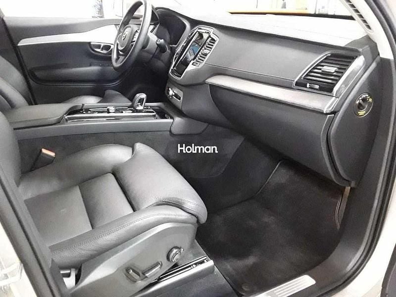 Usado Volvo XC90 Plus 235 HP (172 kW) 2024 Cinzento SUV