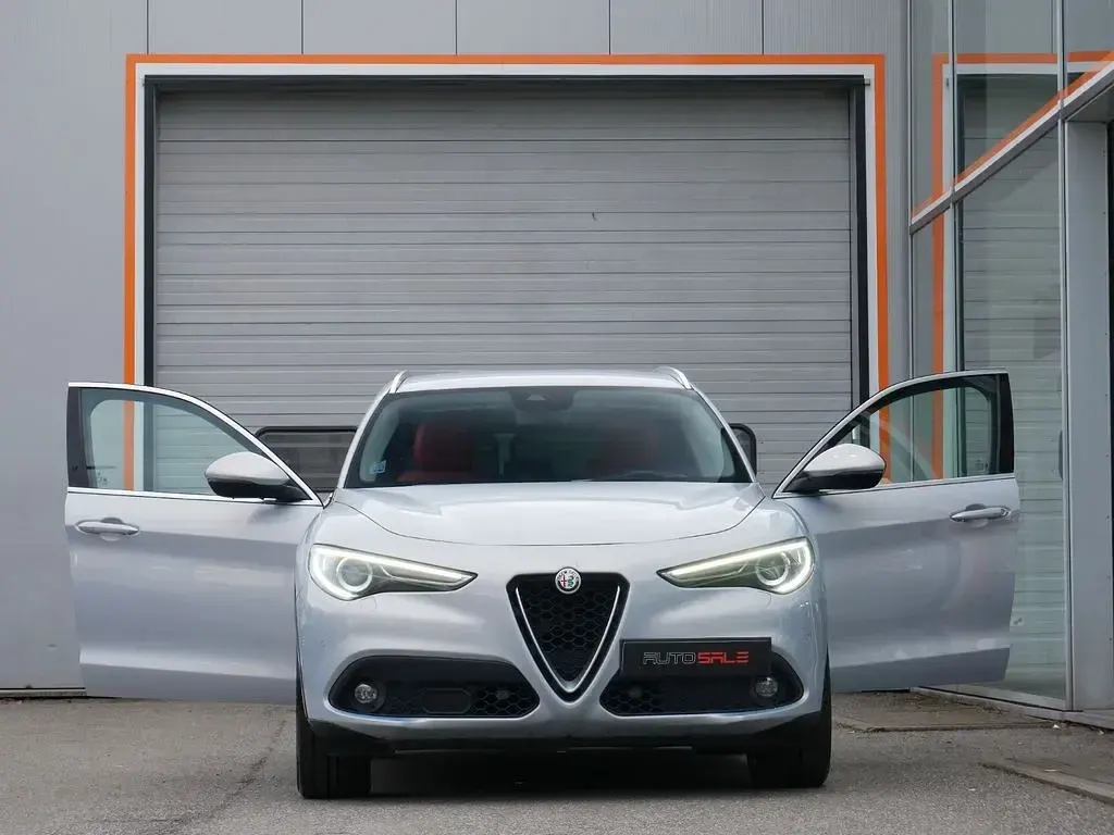 Gebraucht Alfa Romeo Stelvio Ti 190 PS (139 kW) 2021 Weiß SUV