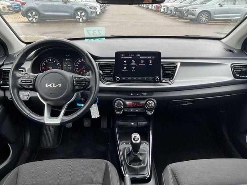 Gebraucht Kia Rio Vision 101 PS (74 kW) 2022 Urban green Limousine
