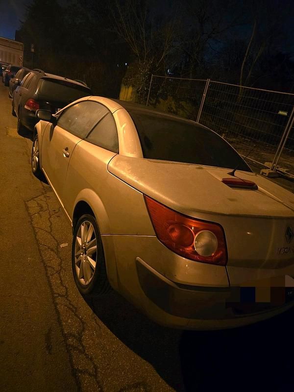 Beige Gebraucht 2004 Renault Mégane Cabriolet Cabrio | 999 € - Bild 1/4