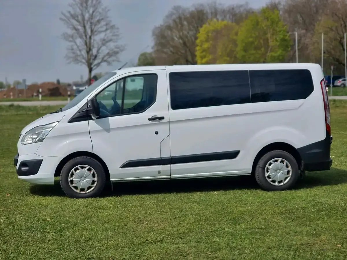 Gebraucht Ford Transit Custom 105 PS (77 kW) 2017 Weiß Van