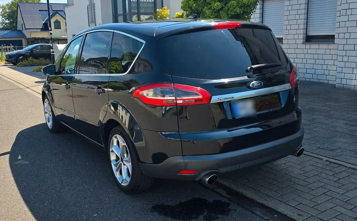 Gebraucht Ford S-MAX Titanium 200 PS (147 kW) 2012 Schwarz Van / Kleinbus