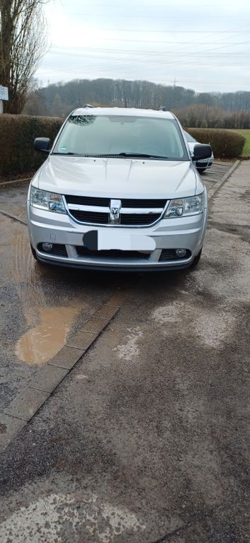 Silber Gebraucht 2008 Dodge Journey SUV | 5.400 € (Etwas zu teuer) - Bild 1/4