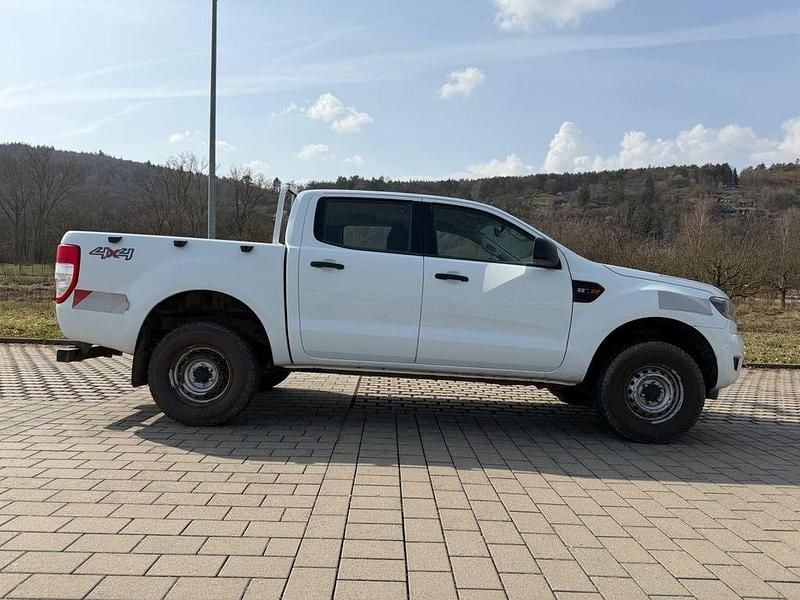 Gebraucht Ford Ranger XL 160 PS (117 kW) 2016 Weiß Pickup