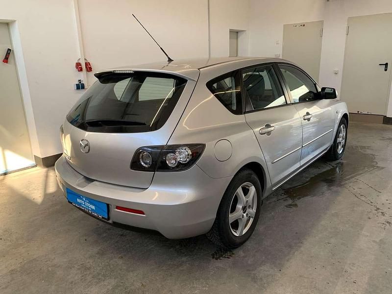 Gebraucht Mazda 3 Active 105 PS (77 kW) 2009 Satinsilber metallic Limousine