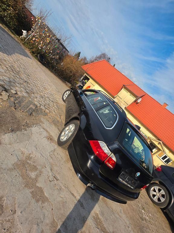 Gebraucht BMW 525 218 PS (160 kW) 2007 Schwarz Kombi