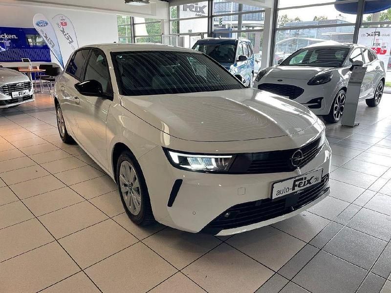 Gebraucht Opel Astra Elegance 110 PS (80 kW) 2023 Arktisweiß Limousine