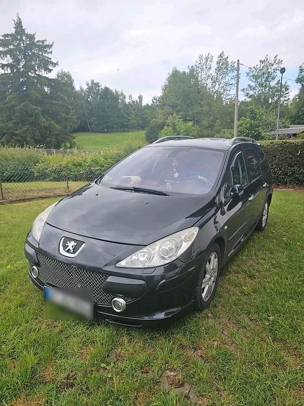 Schwarz Gebraucht 2007 Peugeot 307 Kombi | 2.500 € (Fairer Preis) - Bild 1/4
