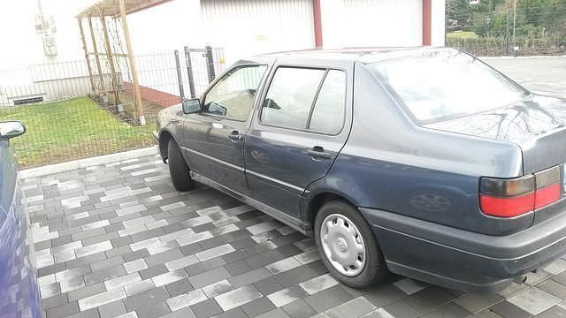 Gebraucht VW Vento 101 PS (74 kW) 1997 Grün metallic Limousine