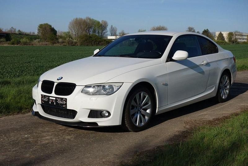 Second-hand BMW 330 Efficient Dynamics 245 CP (180 kW) 2011 Alb Coupe