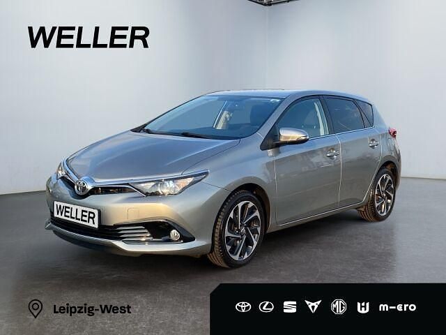 Gebraucht Toyota Auris Design 116 PS (85 kW) 2015 Silber Limousine