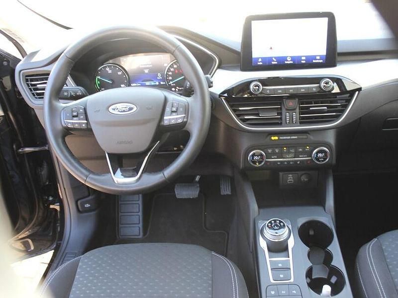 Gebraucht Ford Kuga Cool & Connect 224 PS (164 kW) 2022 Schwarz (metallic) SUV