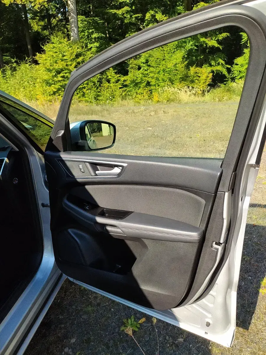 Gebraucht Ford S-MAX Titanium 190 PS (139 kW) 2020 Silber Van / Kleinbus
