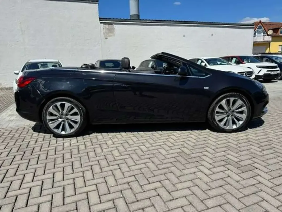 Gebraucht Opel Cascada Innovation 140 PS (102 kW) 2013 Karbonschw graphitschw midnigh Cabrio