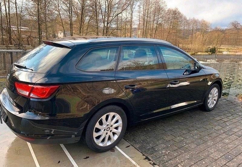 Gebraucht Seat Leon ST CONNECT 110 PS (80 kW) 2016 Schwarz Kombi