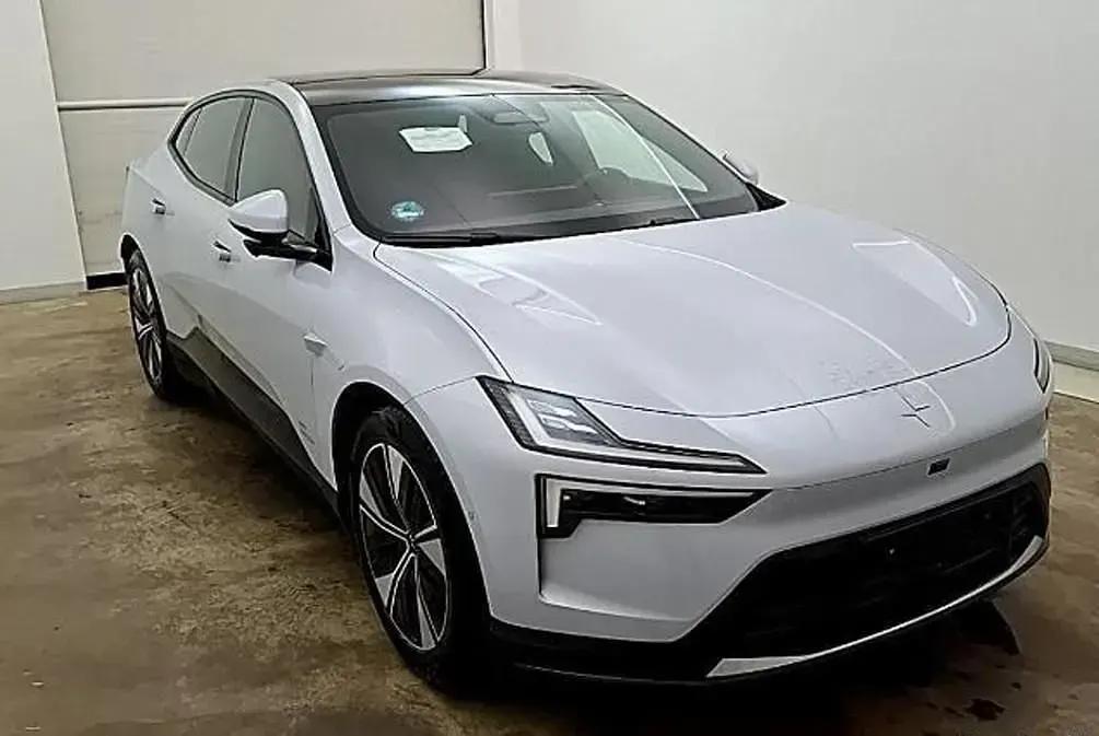 Gebraucht Polestar 4 200 kW (272 PS) 2024 Weiß/metallic SUV