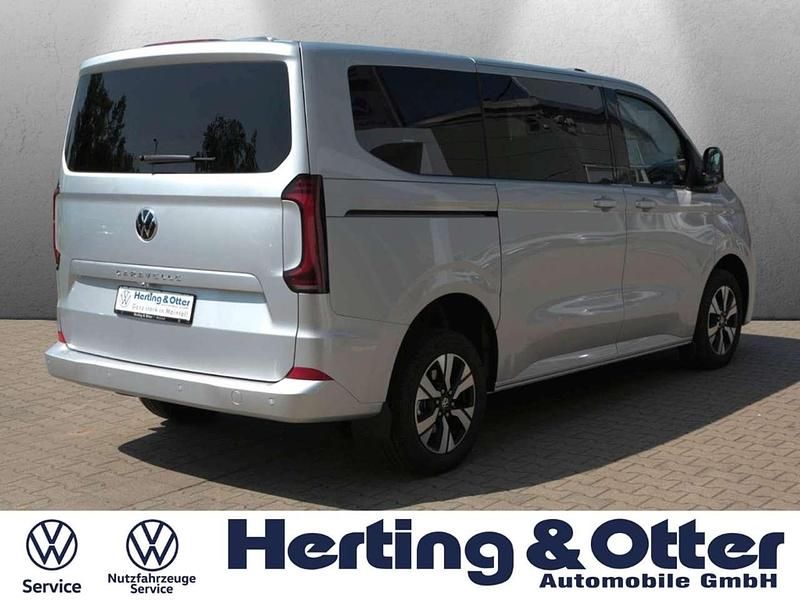 Neu VW T7 Style 170 PS (125 kW) 2025 Grau Van