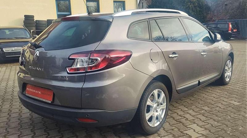 Gebraucht Renault Mégane GrandTour 110 PS (80 kW) 2009 Grau Kombi