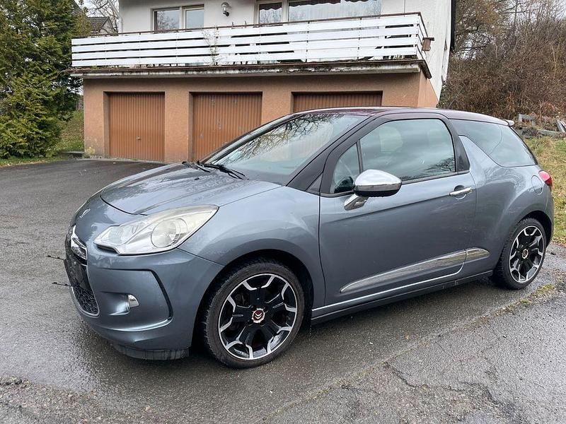 Gebraucht Citroën DS3 Sport Chic 156 PS (114 kW) 2010 Grau Kleinwagen