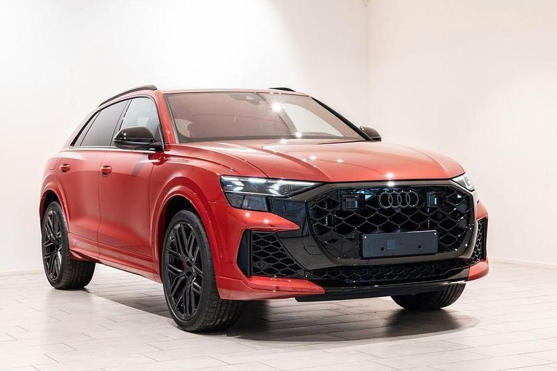 Rot Neu 2025 Audi RS Q8 SUV | 128.401 € (Superpreis) - Bild 1/4