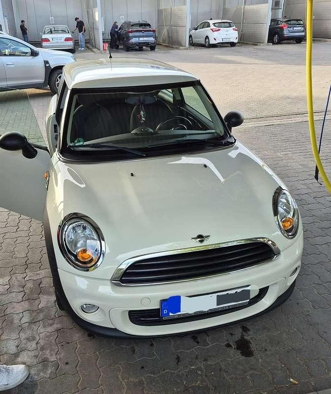 Beige Gebraucht 2012 Mini ONE Chili Kleinwagen | 4.200 € (Fairer Preis) - Bild 1/4