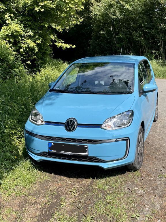 Blau Gebraucht 2022 VW e-up! Style Kleinwagen | 17.655 € (Etwas zu teuer) - Bild 1/4