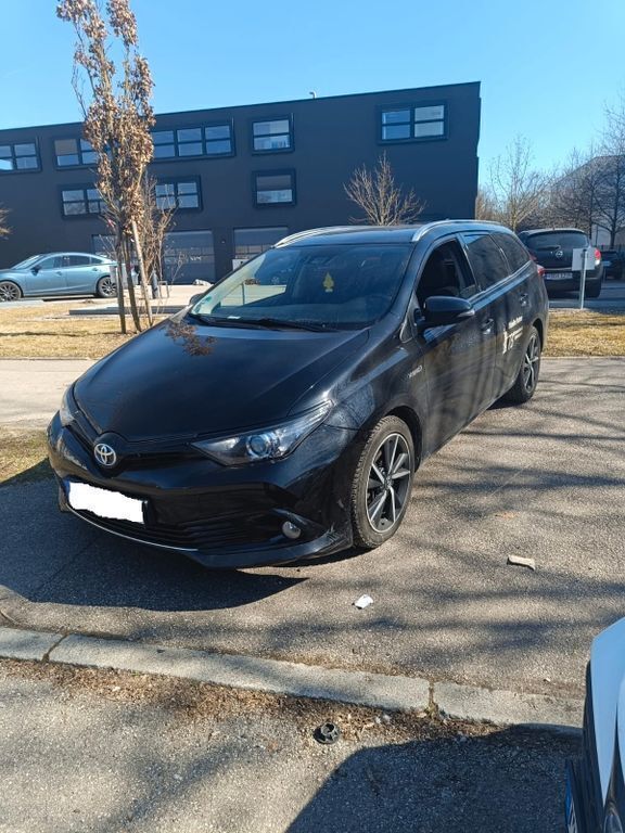 Schwarz Gebraucht 2018 Toyota Auris Touring Sports Kombi | 6.500 € - Bild 1/4