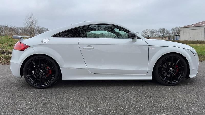 Second-hand Audi TT Competition 170 CP (125 kW) 2013 Alb Coupe