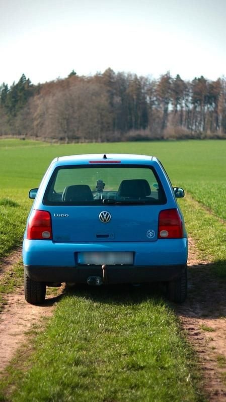 Gebraucht VW Lupo 50 PS (36 kW) 1998 Blau Kleinwagen